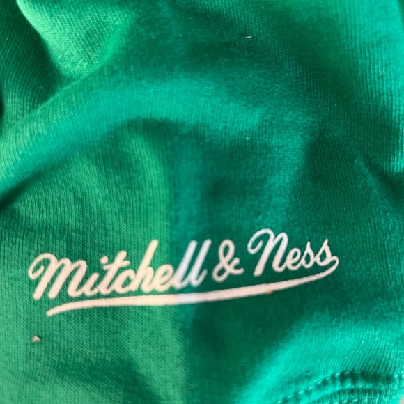 Philadelphia Eagles Mitchell and Ness hoodie. Size Large - Picture 5 of 7